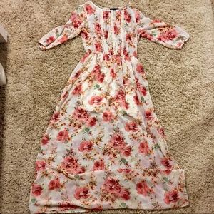 Sheer Forever Floral Maxi Dress w Back Slit size S